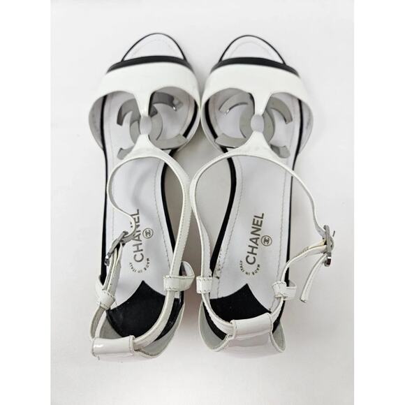 Chanel White Patent Leather Interlocking CC Sandals 41 EU - Picture 9 of 10